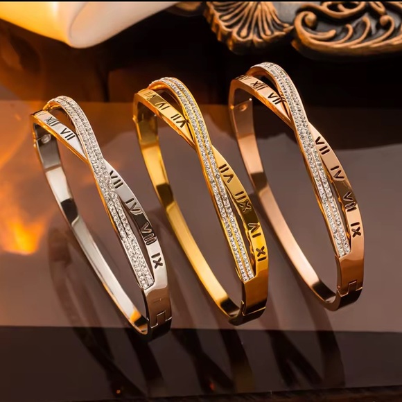 Stainless steel and zircon -Roman Numeral Bangle Bracelet - Picture 5 of 12